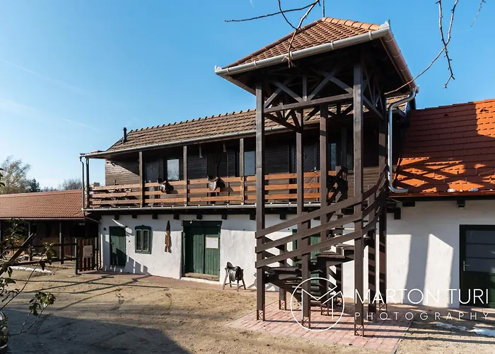 Apartment Lovas Udvarhaz Ezuest Zabla